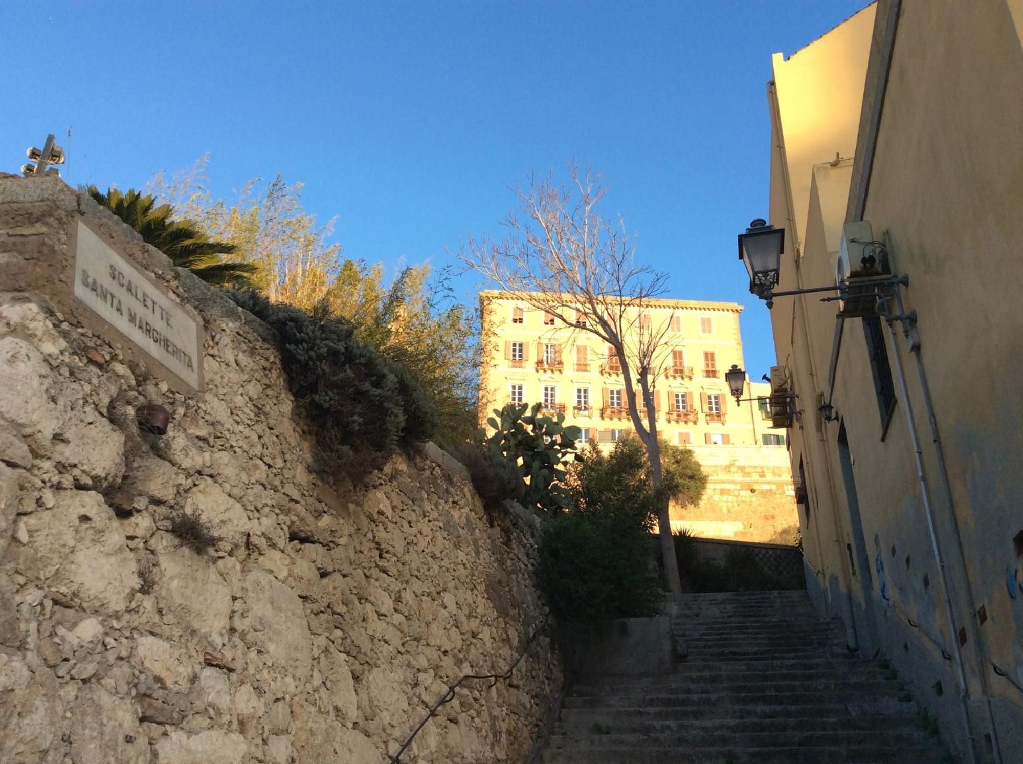Old Castle S. Croce Villa Cagliari Bagian luar foto